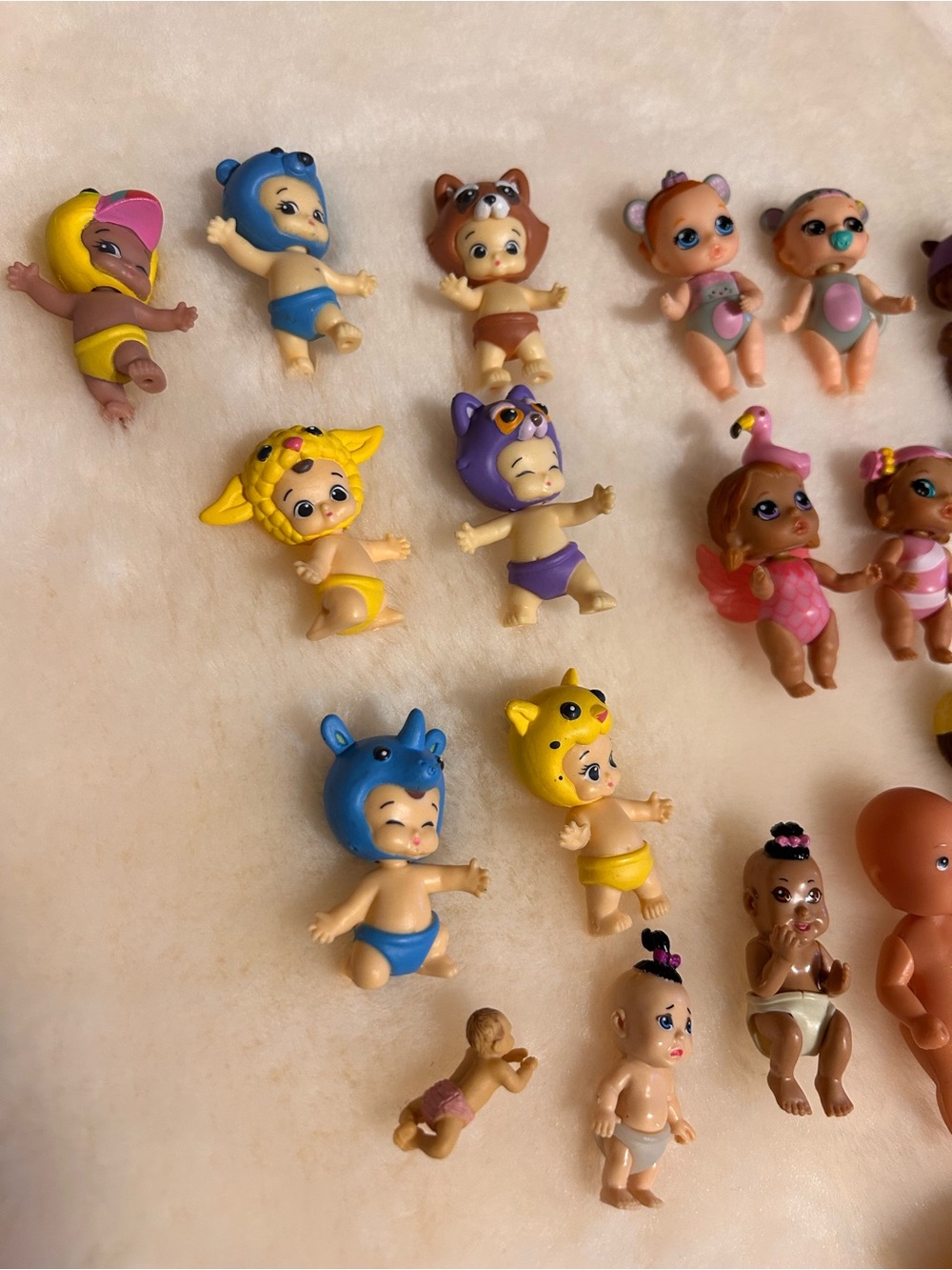 Assorted Mini Baby Dolls Set - Multicolor - Picture 5 of 6